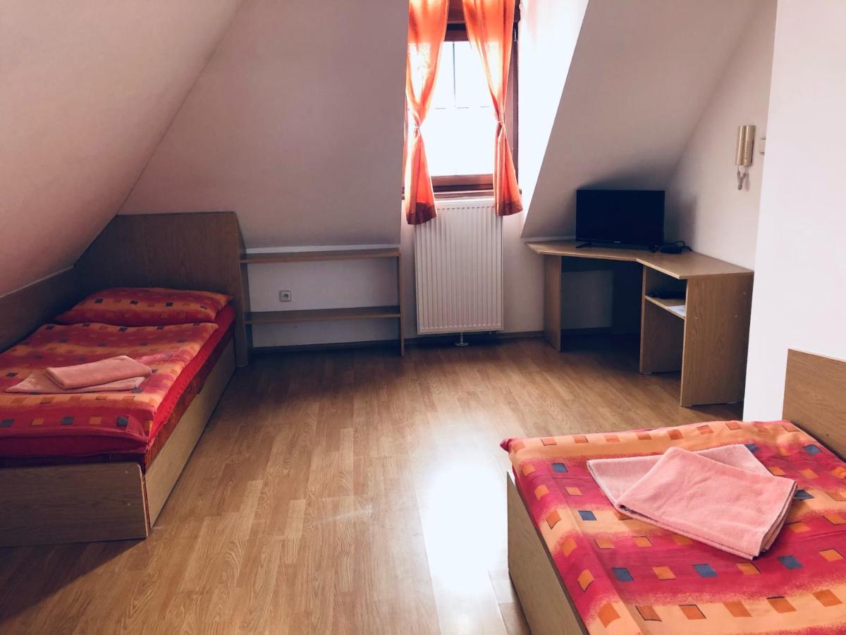 Penzion Pramen Liptovske Sliace Exterior foto